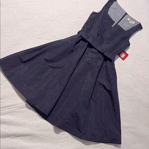 Navy Sleeveless Cocktail Dress